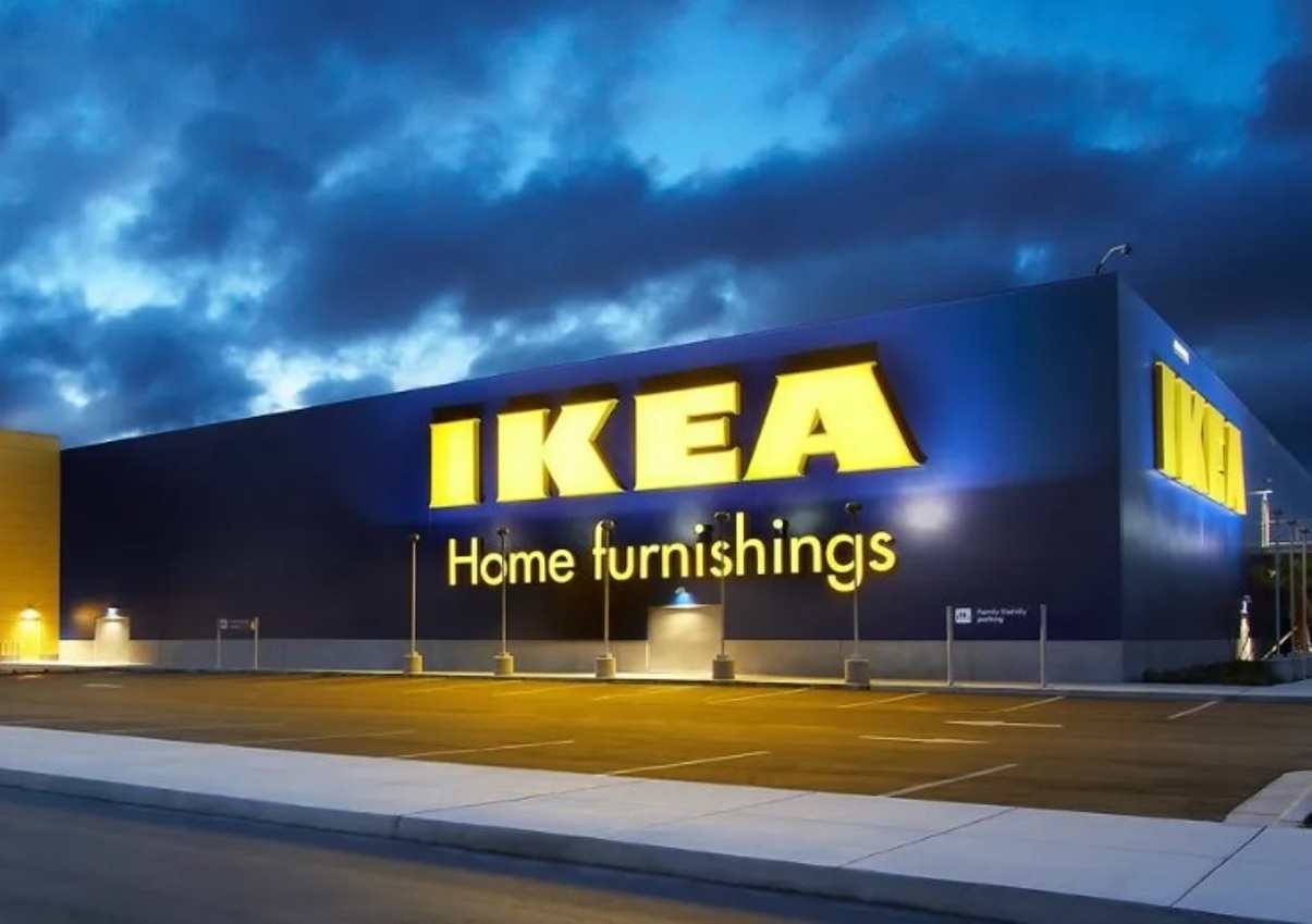 Alertă IKEA privind o oglindă care prezintă defecte: „Nu o mai utilizați!”