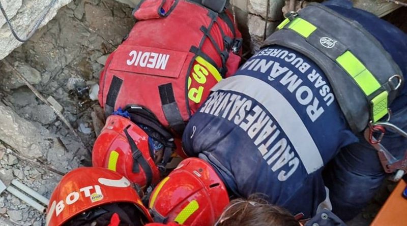 Austria și Germania suspendă operațiunile de salvare din Turcia. Echipele din România continuă misiunea